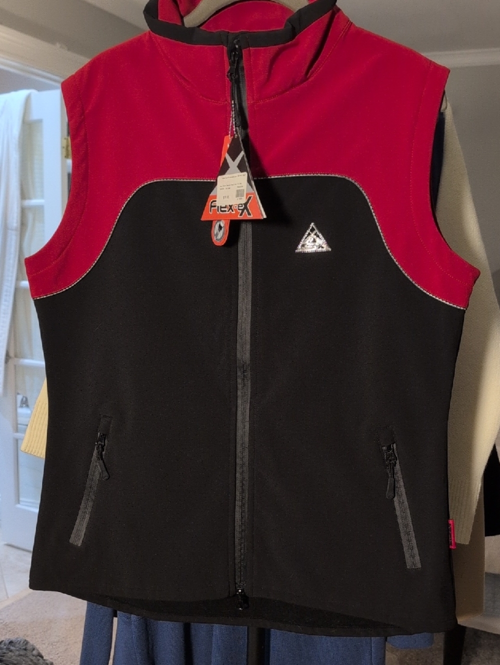 Women’s Black & Red Softshell Riding  Vest